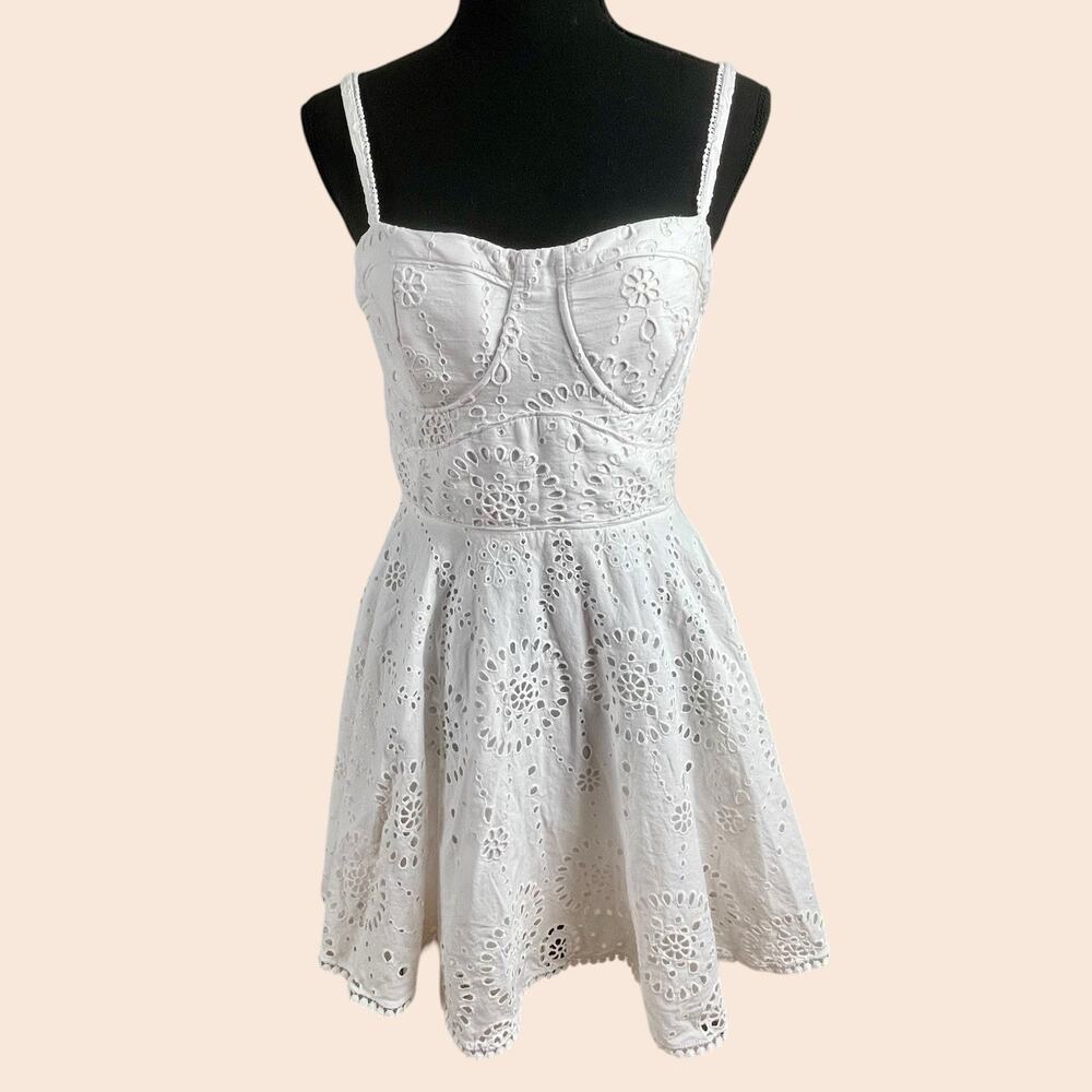 Zara White Eyelet Embroidered Corset Sun Dress Sz M Fit Flare Coquette Soft Girl